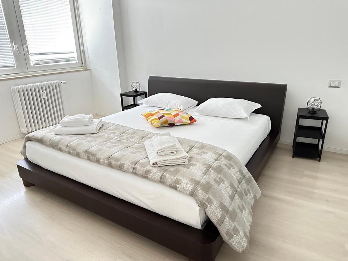 Feel - Casa Di Luce Lejlighed Bergamo Eksteriør billede